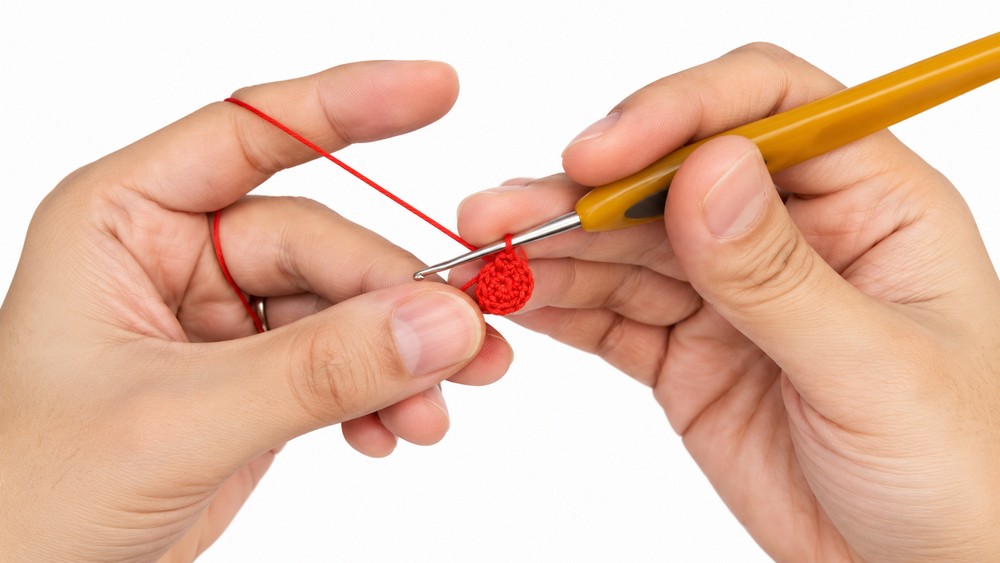 Crochet Mini Ladybug Pattern 1