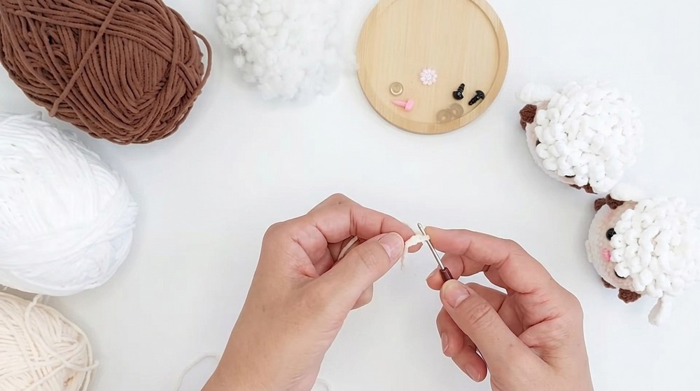 Crochet Sheep Pattern 1