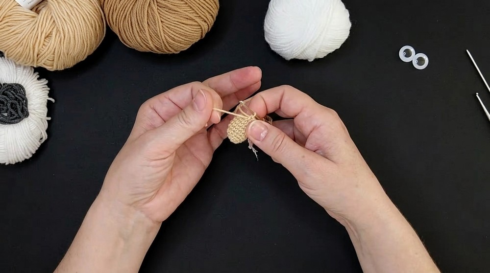 Crochet Sid Ice Age Pattern 1