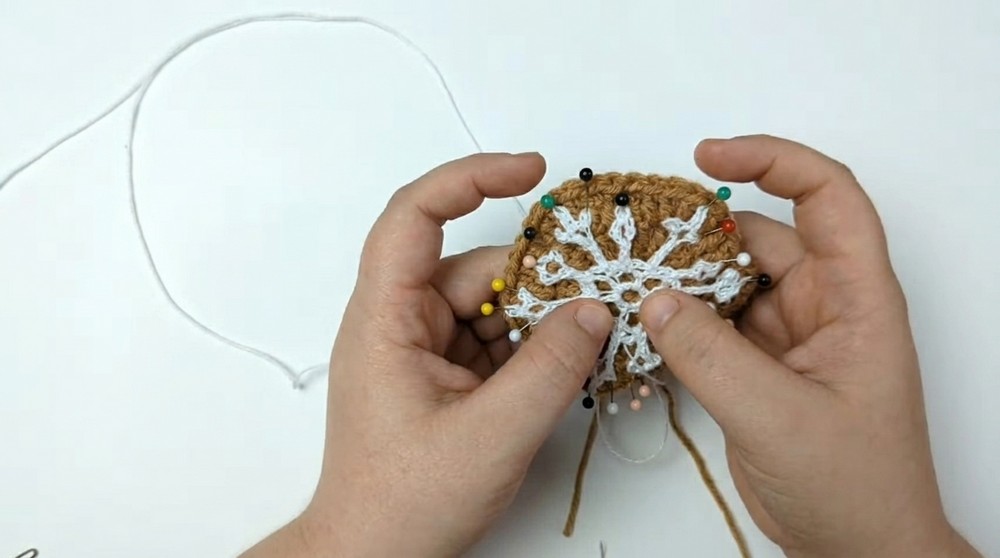 Crochet Snowflake Pattern 4