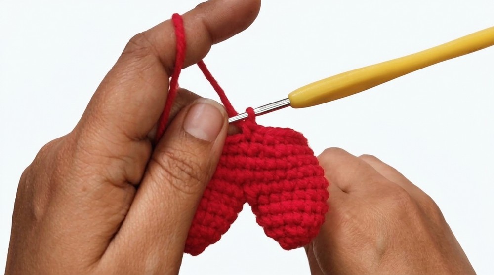 Crochet Amigurumi Heart Pattern 2