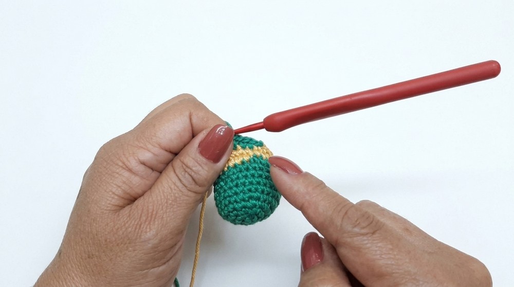 Crochet Christmas Bell Pattern 2