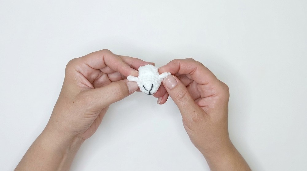 Crochet Goat Keychain Pattern 4
