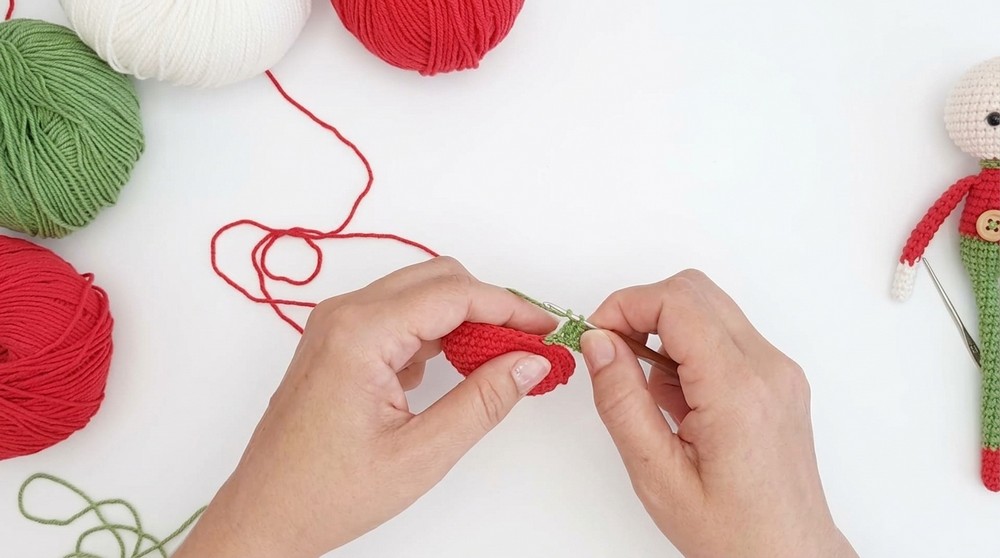 Crochet Strawberry Doll Pattern 2