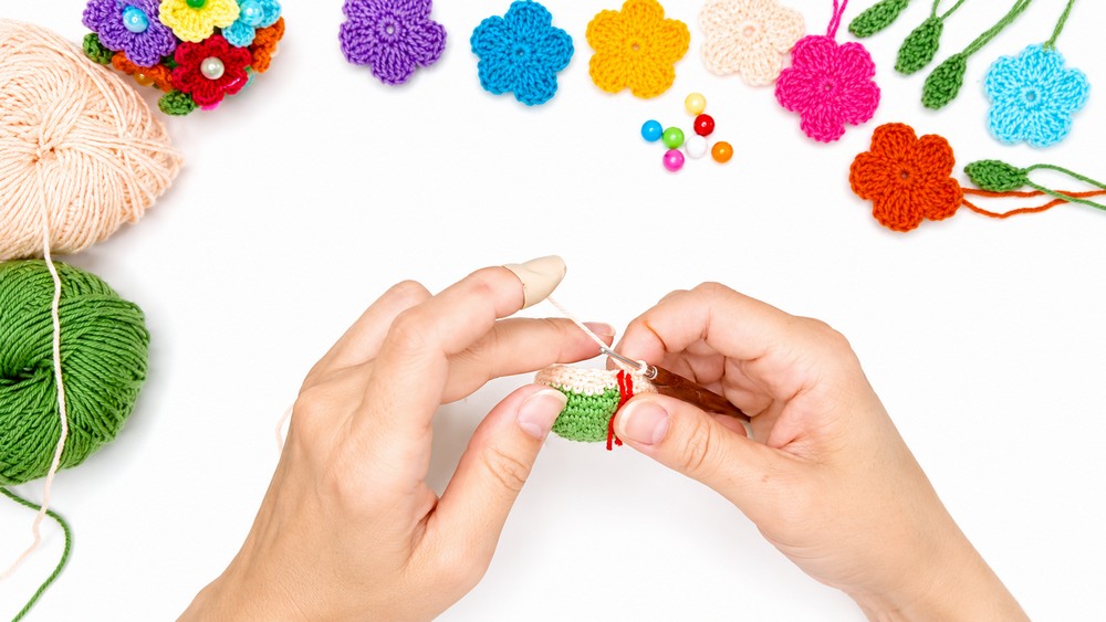 Crochet Bouquet Of Flowers Pattern 2