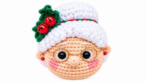 Crochet Mrs. Claus Pattern 5
